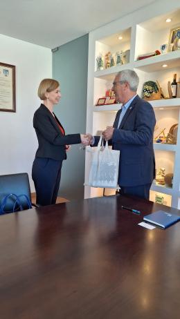 Embaixadora da Hungria visita Fátima e presta homenagem ao Padre Luís Kondor