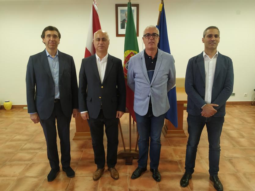 Conselho Diretor do Rotary Club de Fátima visita Junta de Freguesia 